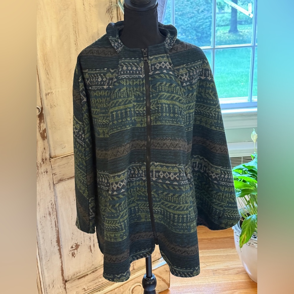 Wildflower Aztec boho-chic flowy cape/poncho. Multicolor. OSFM